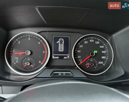 Белый Фольксваген Крафтер, объемом двигателя 2 л и пробегом 282 тыс. км за 26799 $, фото 67 на Automoto.ua