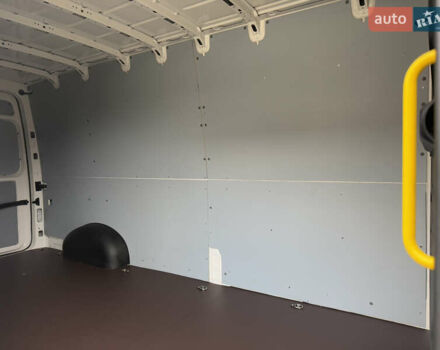 Белый Фольксваген Крафтер, объемом двигателя 2 л и пробегом 239 тыс. км за 27999 $, фото 40 на Automoto.ua