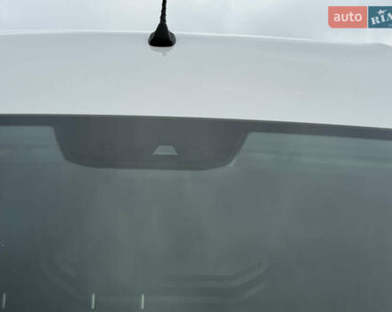 Белый Фольксваген Крафтер, объемом двигателя 2 л и пробегом 239 тыс. км за 27999 $, фото 107 на Automoto.ua