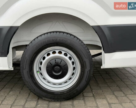 Белый Фольксваген Крафтер, объемом двигателя 2 л и пробегом 239 тыс. км за 27999 $, фото 136 на Automoto.ua