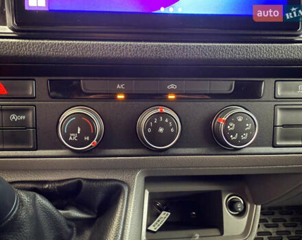 Фольксваген Крафтєр 2021 у Києві на Automoto.ua Білий Фольксваген Крафтєр, об'ємом двигуна 2 л та пробігом 255 тис. км за 24999 $, фото 60 на Automoto.ua