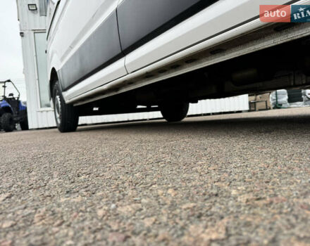 Белый Фольксваген Крафтер, объемом двигателя 1.97 л и пробегом 180 тыс. км за 26500 $, фото 28 на Automoto.ua