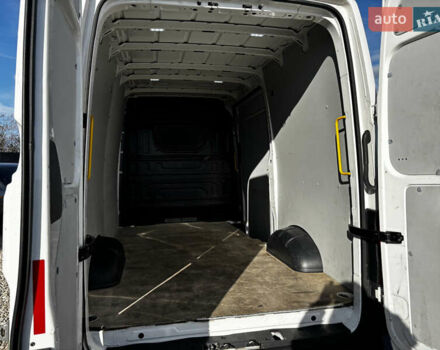 Білий Фольксваген Крафтєр, об'ємом двигуна 0 л та пробігом 50 тис. км за 18000 $, фото 36 на Automoto.ua