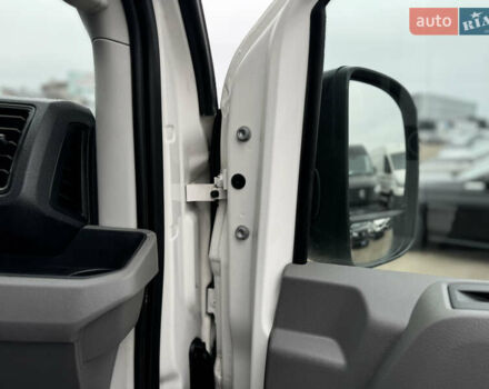 Белый Фольксваген Крафтер, объемом двигателя 1.97 л и пробегом 180 тыс. км за 26500 $, фото 53 на Automoto.ua