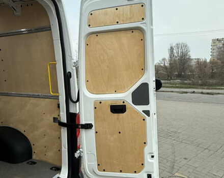 Белый Фольксваген Крафтер, объемом двигателя 2 л и пробегом 282 тыс. км за 26799 $, фото 109 на Automoto.ua