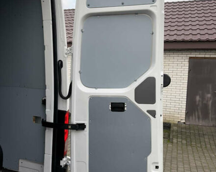 Белый Фольксваген Крафтер, объемом двигателя 2 л и пробегом 239 тыс. км за 27999 $, фото 54 на Automoto.ua