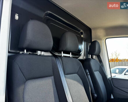 Білий Фольксваген Крафтєр, об'ємом двигуна 0 л та пробігом 50 тис. км за 18000 $, фото 29 на Automoto.ua