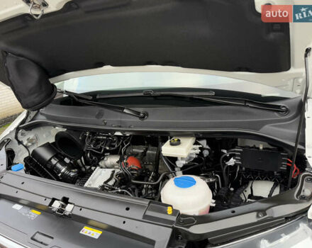 Белый Фольксваген Крафтер, объемом двигателя 2 л и пробегом 239 тыс. км за 27999 $, фото 133 на Automoto.ua