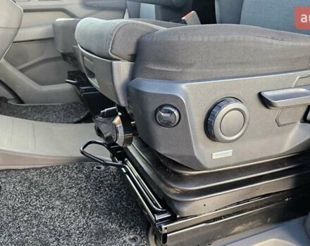 Білий Фольксваген Крафтєр, об'ємом двигуна 1.97 л та пробігом 247 тис. км за 29900 $, фото 11 на Automoto.ua