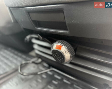 Белый Фольксваген Крафтер, объемом двигателя 2 л и пробегом 137 тыс. км за 34950 $, фото 66 на Automoto.ua