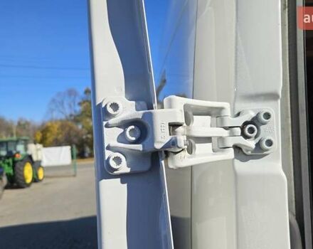 Білий Фольксваген Крафтєр, об'ємом двигуна 1.97 л та пробігом 247 тис. км за 29900 $, фото 23 на Automoto.ua