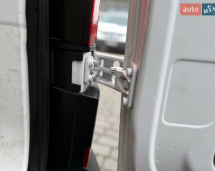 Белый Фольксваген Крафтер, объемом двигателя 2 л и пробегом 122 тыс. км за 28900 $, фото 39 на Automoto.ua