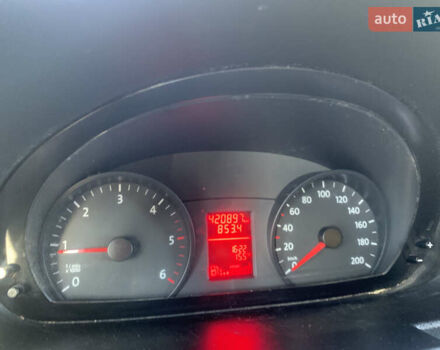 Білий Фольксваген Крафтєр, об'ємом двигуна 1.97 л та пробігом 420 тис. км за 13000 $, фото 4 на Automoto.ua