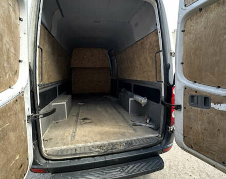 Белый Фольксваген Крафтер, объемом двигателя 2 л и пробегом 390 тыс. км за 10500 $, фото 12 на Automoto.ua