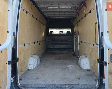 Білий Фольксваген Крафтєр, об'ємом двигуна 1.97 л та пробігом 475 тис. км за 12500 $, фото 11 на Automoto.ua