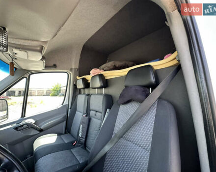 Белый Фольксваген Крафтер, объемом двигателя 2 л и пробегом 390 тыс. км за 10500 $, фото 10 на Automoto.ua