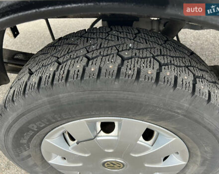 Белый Фольксваген Крафтер, объемом двигателя 1.97 л и пробегом 440 тыс. км за 17800 $, фото 7 на Automoto.ua