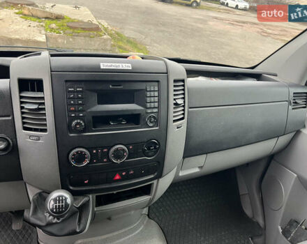 Белый Фольксваген Крафтер, объемом двигателя 1.97 л и пробегом 440 тыс. км за 17800 $, фото 21 на Automoto.ua