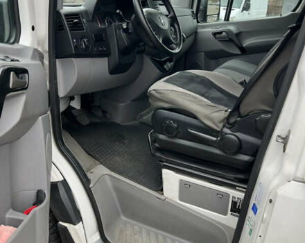 Белый Фольксваген Крафтер, объемом двигателя 1.97 л и пробегом 440 тыс. км за 17800 $, фото 16 на Automoto.ua