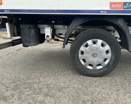 Белый Фольксваген Крафтер, объемом двигателя 1.97 л и пробегом 440 тыс. км за 17800 $, фото 6 на Automoto.ua