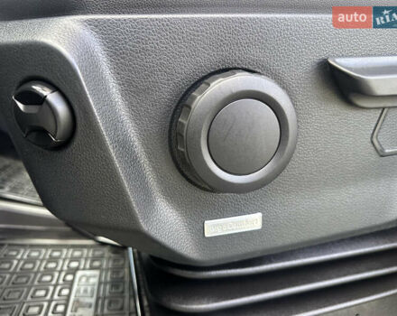 Белый Фольксваген Крафтер, объемом двигателя 2 л и пробегом 273 тыс. км за 26500 $, фото 24 на Automoto.ua