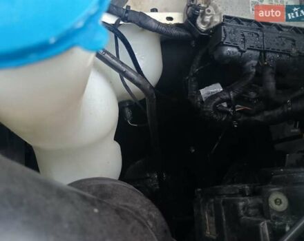 Белый Фольксваген Крафтер, объемом двигателя 2.5 л и пробегом 600 тыс. км за 7500 $, фото 49 на Automoto.ua