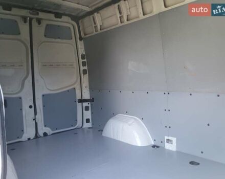 Белый Фольксваген Крафтер, объемом двигателя 2.5 л и пробегом 600 тыс. км за 7500 $, фото 38 на Automoto.ua