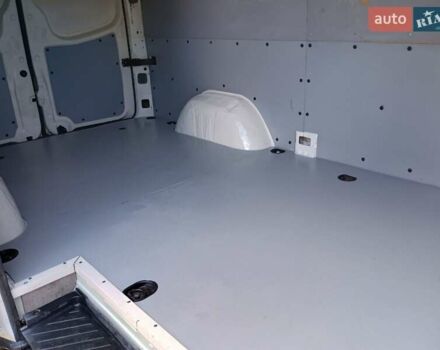 Белый Фольксваген Крафтер, объемом двигателя 2.5 л и пробегом 600 тыс. км за 7500 $, фото 30 на Automoto.ua