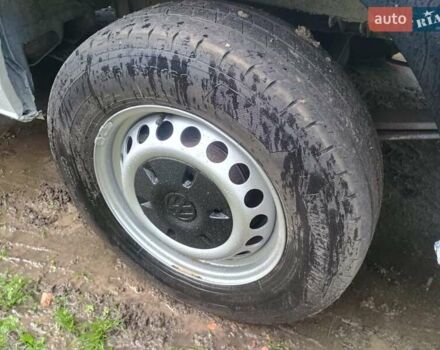 Белый Фольксваген Крафтер, объемом двигателя 2.5 л и пробегом 600 тыс. км за 7500 $, фото 43 на Automoto.ua