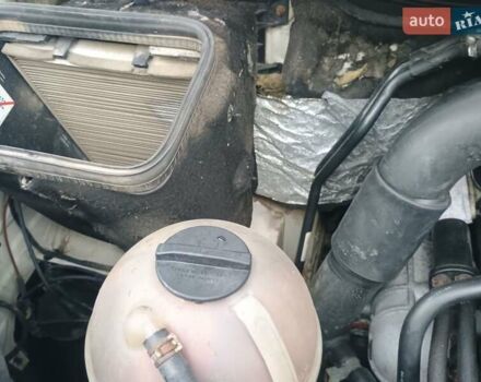 Белый Фольксваген Крафтер, объемом двигателя 2.5 л и пробегом 600 тыс. км за 7500 $, фото 47 на Automoto.ua