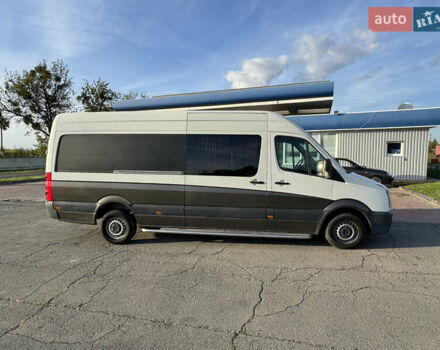 Белый Фольксваген Крафтер, объемом двигателя 2.46 л и пробегом 620 тыс. км за 13200 $, фото 4 на Automoto.ua