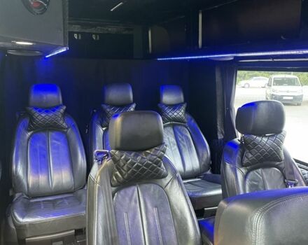 Белый Фольксваген Крафтер, объемом двигателя 2.5 л и пробегом 360 тыс. км за 13200 $, фото 4 на Automoto.ua