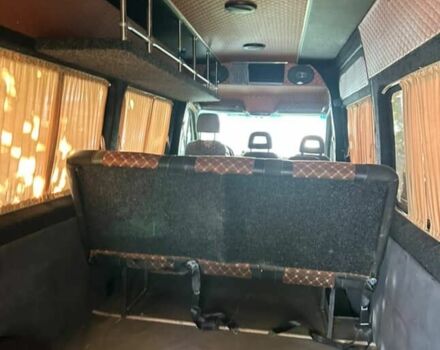 Белый Фольксваген Крафтер, объемом двигателя 2.5 л и пробегом 400 тыс. км за 10500 $, фото 5 на Automoto.ua