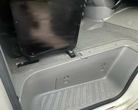 Белый Фольксваген Крафтер, объемом двигателя 2.46 л и пробегом 626 тыс. км за 16000 $, фото 14 на Automoto.ua