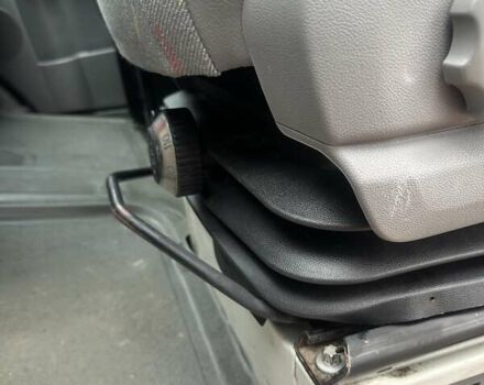 Белый Фольксваген Крафтер, объемом двигателя 2.46 л и пробегом 626 тыс. км за 16000 $, фото 27 на Automoto.ua