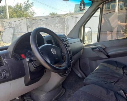 Фольксваген Крафтер 2010 в Новомосковске на Automoto.ua Белый Фольксваген Крафтер, объемом двигателя 2.5 л и пробегом 350 тыс. км за 8000 $, фото 3 на Automoto.ua