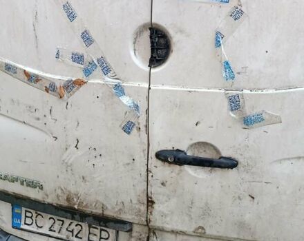 Белый Фольксваген Крафтер, объемом двигателя 1.97 л и пробегом 400 тыс. км за 3500 $, фото 20 на Automoto.ua