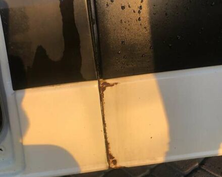 Фольксваген Крафтер 2011 в Яворове на Automoto.ua Белый Фольксваген Крафтер, объемом двигателя 2.46 л и пробегом 339 тыс. км за 9000 $, фото 3 на Automoto.ua