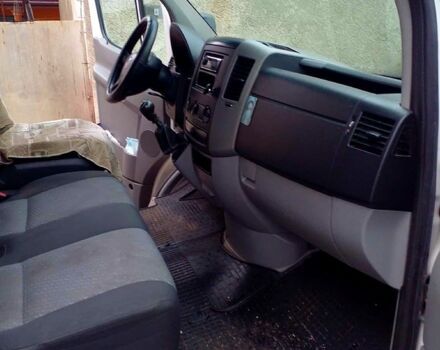 Білий Фольксваген Крафтєр, об'ємом двигуна 2 л та пробігом 400 тис. км за 11000 $, фото 9 на Automoto.ua