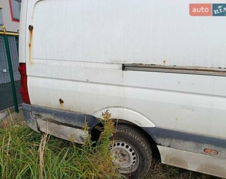 Белый Фольксваген Крафтер, объемом двигателя 1.97 л и пробегом 400 тыс. км за 3500 $, фото 19 на Automoto.ua