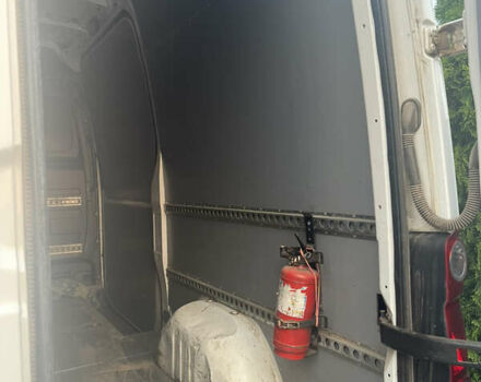 Белый Фольксваген Крафтер, объемом двигателя 2 л и пробегом 400 тыс. км за 10500 $, фото 6 на Automoto.ua