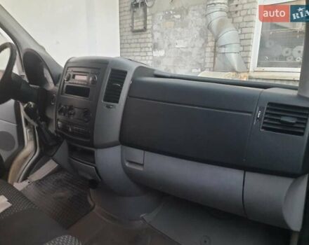 Белый Фольксваген Крафтер, объемом двигателя 2 л и пробегом 482 тыс. км за 11000 $, фото 11 на Automoto.ua