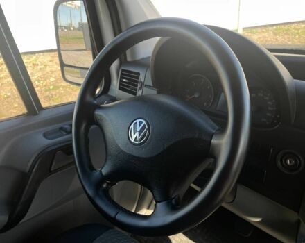 Белый Фольксваген Крафтер, объемом двигателя 2 л и пробегом 300 тыс. км за 12500 $, фото 12 на Automoto.ua