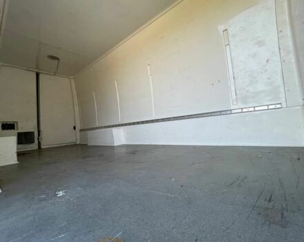 Белый Фольксваген Крафтер, объемом двигателя 2 л и пробегом 300 тыс. км за 12500 $, фото 17 на Automoto.ua