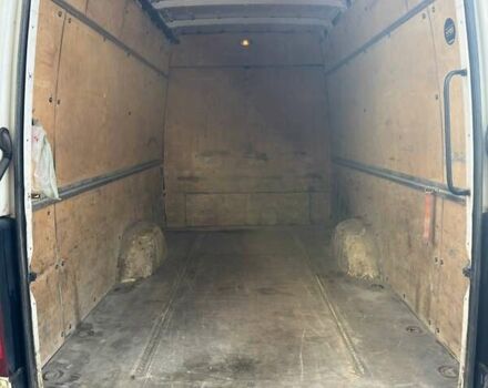 Белый Фольксваген Крафтер, объемом двигателя 1.97 л и пробегом 370 тыс. км за 16600 $, фото 7 на Automoto.ua