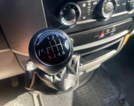 Белый Фольксваген Крафтер, объемом двигателя 2 л и пробегом 300 тыс. км за 12500 $, фото 11 на Automoto.ua