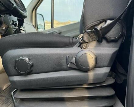 Белый Фольксваген Крафтер, объемом двигателя 2 л и пробегом 290 тыс. км за 13700 $, фото 10 на Automoto.ua