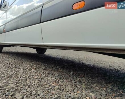 Белый Фольксваген Крафтер, объемом двигателя 2 л и пробегом 205 тыс. км за 20800 $, фото 20 на Automoto.ua