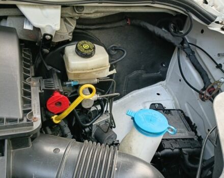 Белый Фольксваген Крафтер, объемом двигателя 2 л и пробегом 290 тыс. км за 17900 $, фото 6 на Automoto.ua