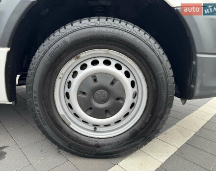 Фольксваген Крафтер 2015 в Мукачеве на Automoto.ua Белый Фольксваген Крафтер, объемом двигателя 2 л и пробегом 309 тыс. км за 14800 $, фото 20 на Automoto.ua